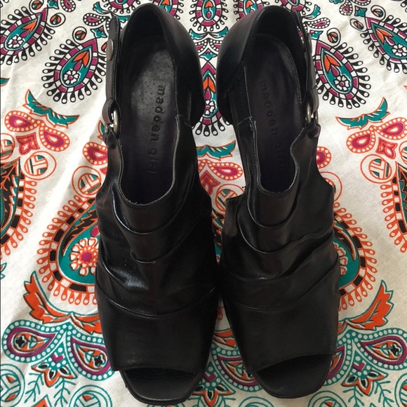 Madden Girl Heels - Picture 2 of 3